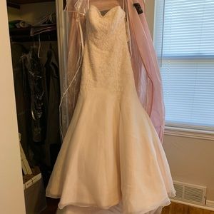 Mori Lee Wedding Gown Style #4902